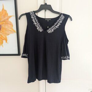 NWT Adrianna Papell cold shoulder shirt